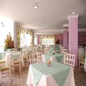 Otel Tierra De Oro 4*